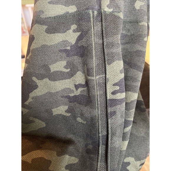 NEW Women’s Spanx leggings Look at Me Now Green Camo Seamless High Rise Large - Picture 5 of 7